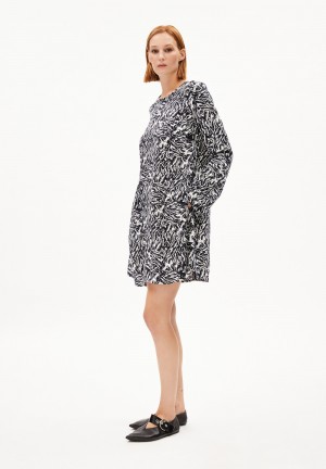 ARMEDANGELS ALINUNAA STONEY Woven Dress Relaxed Fit made of LENZING™ ECOVERO™ Viscose Oatmilk | 9076-IZCWH