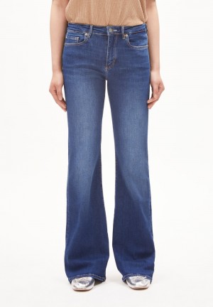 ARMEDANGELS ANAMAA X STRETCH Flared Leg Mid Waist made of Organic Cotton Mix Dunkelblau | 6853-CEXAG