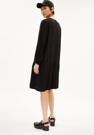 ARMEDANGELS ANINAA Woven Dress Regular Fit made of LENZING™ ECOVERO™ Viscose Schwarz | 2057-CMQTR