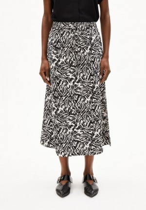 ARMEDANGELS DARTIAA STONEY Woven Skirt Relaxed Fit made of LENZING™ ECOVERO™ Viscose Oatmilk | 0643-IKPVS
