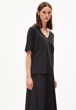 ARMEDANGELS DEMIKAA T-Shirt Oversized Fit made of Organic Cotton Schwarz | 6501-THQWD
