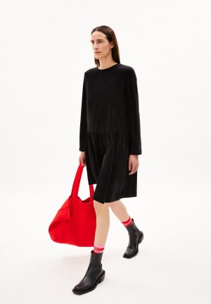 ARMEDANGELS GESAA LOU VELVET Jersey Dress Relaxed Fit made of Organic Cotton Schwarz | 4193-PRINM