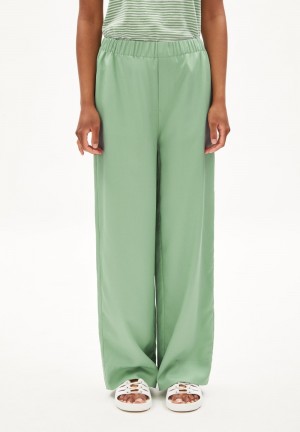 ARMEDANGELS JOVAALIE Woven Pants Loose Fit made of TENCEL™ Lyocell Grün | 2158-PVNDG