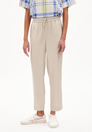ARMEDANGELS KAADIA TAPERED Woven Pants made of TENCEL™ x REFIBRA™ Lyocell Sand Stone | 0543-OUXIB