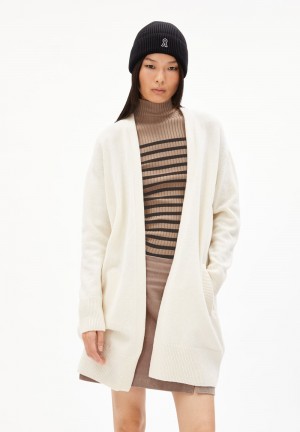 ARMEDANGELS KASSANDRAA Cardigan Loose Fit made of Organic Wool Mix Oatmilk | 6904-SIRXO