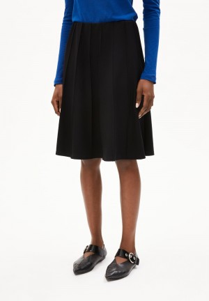 ARMEDANGELS KOKUNAA Jersey Skirt Regular Fit made of LENZING™ ECOVERO™ Viscose Mix Schwarz | 6731-FZHCX