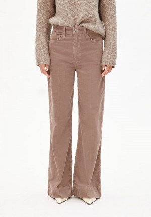ARMEDANGELS MURLIAA CORDUROY Woven Pants made of Organic Cotton Mix Cinnamon Dust | 0981-GBXYZ