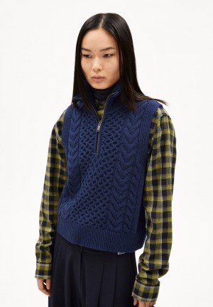 ARMEDANGELS OLAIAAS CABLE Knit Top Relaxed Fit made of Organic Wool Mix Tiefesblau | 7564-WREVX