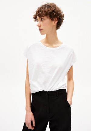 ARMEDANGELS ONELIAA T-Shirt Loose Fit made of Organic Cotton Weiß | 3845-PEMKX