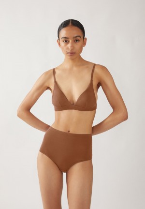 ARMEDANGELS OSAAM Triangle Bralette made of TENCEL™ Modal Mix Nutshell | 7820-CUTQI