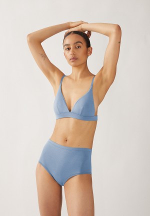 ARMEDANGELS OSAAM Triangle Bralette made of TENCEL™ Modal Mix Blau | 7014-NEDQL