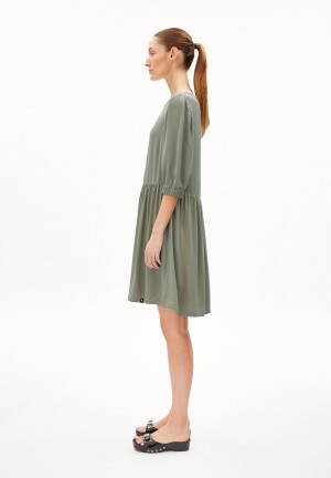 ARMEDANGELS ROSEAA Woven Dress Relaxed Fit made of LENZING™ ECOVERO™ Viscose Grau Grün | 8370-IJFSN