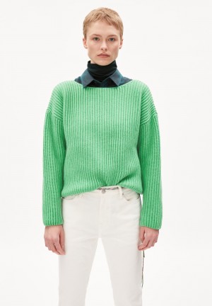 ARMEDANGELS SAADI SOLID Sweater Loose Fit made of Organic Wool Mix (recycled) Apple Neon | 4397-ILXTH