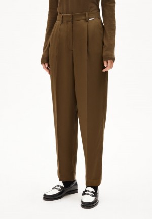 ARMEDANGELS SANDRINAA TAPERED Woven Pants made of TENCEL™ x REFIBRA™ Lyocell Dried Moss | 3781-KERAS