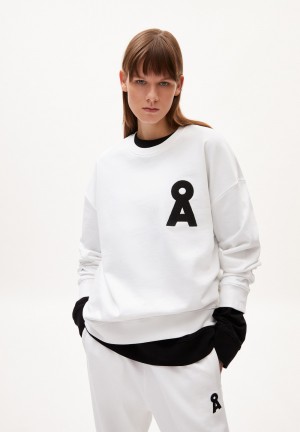 ARMEDANGELS SASHAA ICONIC CAPSULE Heavyweight Sweatshirt Relaxed Fit made of Organic Cotton Mix Weiß | 4503-DQRNH